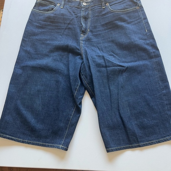 Used Sean Jean Dark Blue Denim Jorts 40x16" Inseam. Note to pocket buttons. (D5) - Picture 3 of 10